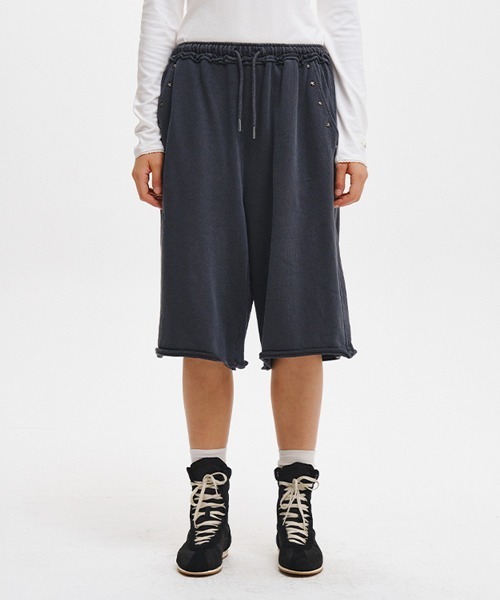 GENERAL IDEA(ジェネラルアイデア)の「【GENERAL IDEA】ヴィンテージピグメントバミューダパンツ / VINTAGE PIGMENT-WASHED BERMUDA SHORTS(スラックス・レディース・チャコール/ブラウン・L/M/S)」の3枚目の写真