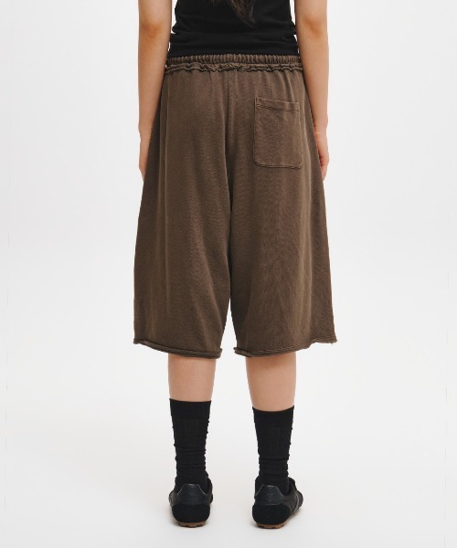 GENERAL IDEA(ジェネラルアイデア)の「【GENERAL IDEA】ヴィンテージピグメントバミューダパンツ / VINTAGE PIGMENT-WASHED BERMUDA SHORTS(スラックス・レディース・チャコール/ブラウン・L/M/S)」の9枚目の写真