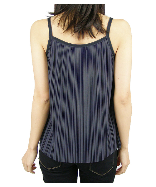 BEAUTY&YOUTH UNITED ARROWS（ビューティーアンドユースユナイテッドアローズ）の「BY PLEAT CAMI（キャミソール・レディース・グレー/ネイビー・FREE）」の7枚目の写真