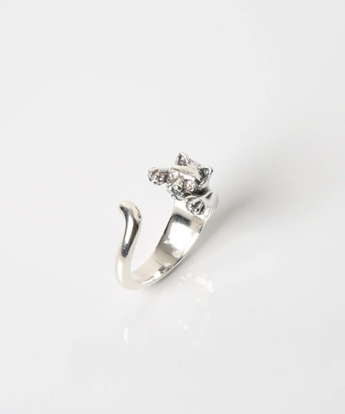 ROYAL ORDER(ロイヤルオーダー)の「KITTEN RING w/ DIAMOND EYES(リング・レディース・シルバー・16号 US-8/14号 US-7/10号 US-5/13号 US-6h/8号 US-4/15号 US-7h/18号 US-9/12号 US-6)」の4枚目の写真