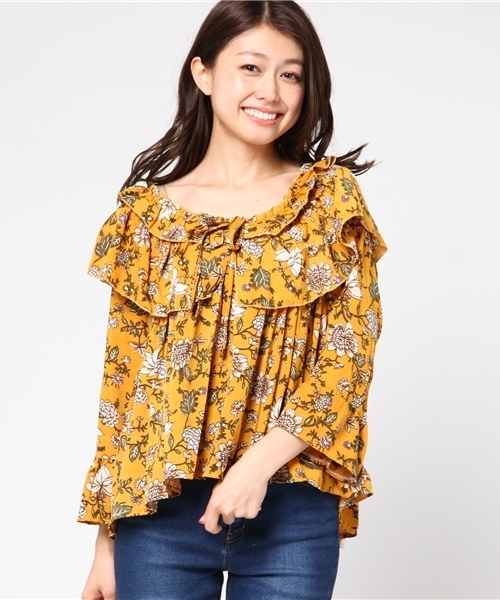 Re:EDIT（リエディ）の「[シーズンムード高まる花柄]フリルカラー花柄ブラウストップス/シャツ・ブラウス[リエディ]（シャツ/ブラウス・レディース・ホワイト/マスタード・MEDIUM）」の10枚目の写真