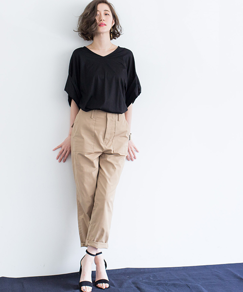 STUDIOUS（ステュディオス）の「バックレースアップベイカーパンツ（チノパンツ・レディース・ベージュ/ネイビー/カーキ/キャメル・1/0）」の9枚目の写真