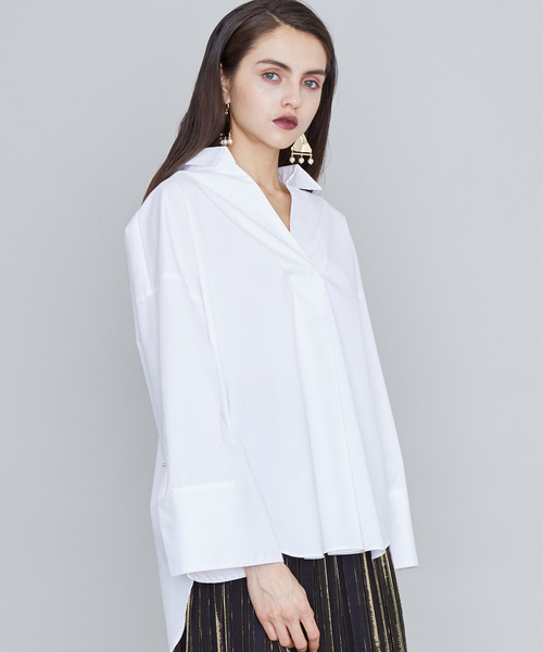 UNITED TOKYO（ユナイテッドトウキョウ）の「ワイドスリーブスキッパーシャツ（シャツ/ブラウス・レディース・ホワイト/サックスブルー/ブラック・1）」の2枚目の写真