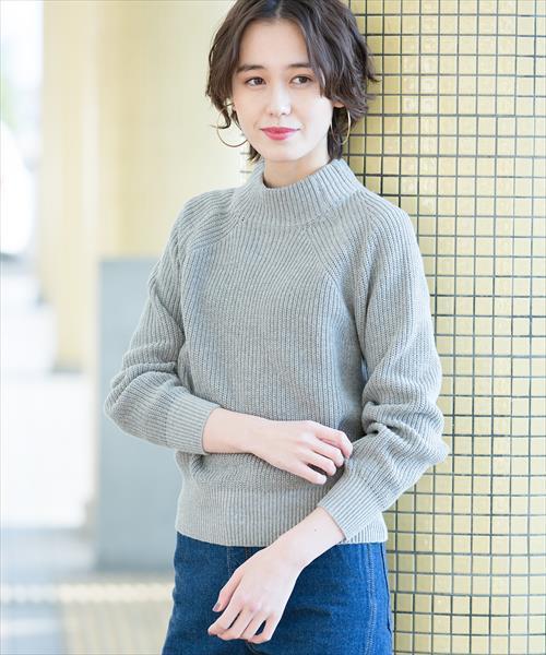 ADAM ET ROPE'（アダムエロペ）の「コットンアクリル畦編プルオーバー（ニット/セーター・レディース・チャコールグレー/オフホワイト/グリーン/マスタード・FREE）」の3枚目の写真