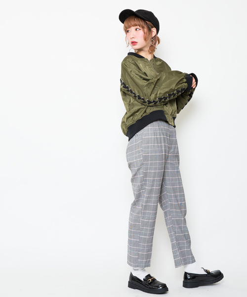 WEGO（ウィゴー）の「WEGO/チェックタックテーパードパンツ（スラックス・レディース・グレー系その他2/ブルー系その他4・MEDIUM/LARGE）」の17枚目の写真