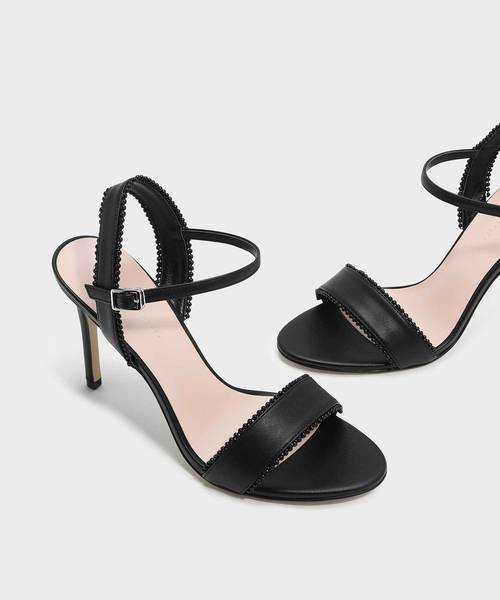 CHARLES & KEITH(チャールズ & キース)の「ビーズトリミングアンクルストラップヒール / BEADS TRIMMING ANKLE STRAP HEELS(パンプス・レディース・ブラック/グリーン/アイボリー・22.5cm/23cm/23.5cm/24.5cm/25cm/25.5cm)」の18枚目の写真