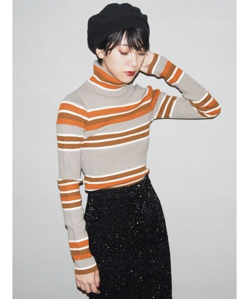 MURUA（ムルーア）の「マルチボーダータートルニット（ニット/セーター・レディース・その他/その他1・FREE）」の2枚目の写真