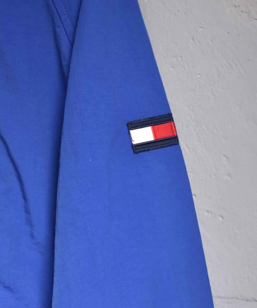 TOMMY HILFIGER(トミーヒルフィガー)の「【ヴィンテージ古着】90's TOMMY HILFIGER/トミーヒルフィガー ナイロンジャケット(ナイロンジャケット・メンズ・ブルー・LARGE)」の6枚目の写真