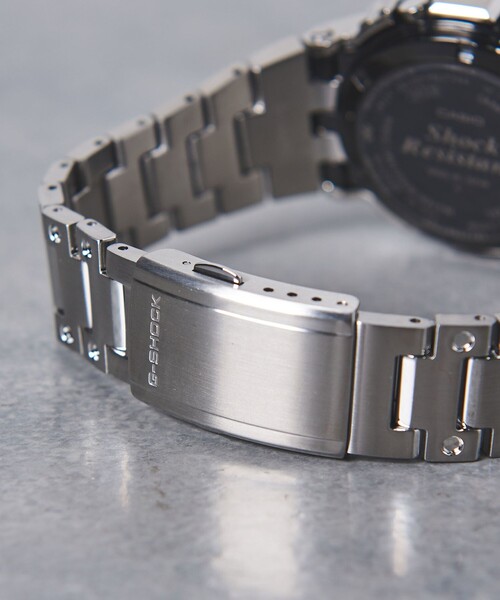 CASIO（カシオ）の「＜CASIO（カシオ）＞ GMW-B5000D-1JFω（アナログ腕時計・メンズ・シルバー・FREE）」の7枚目の写真