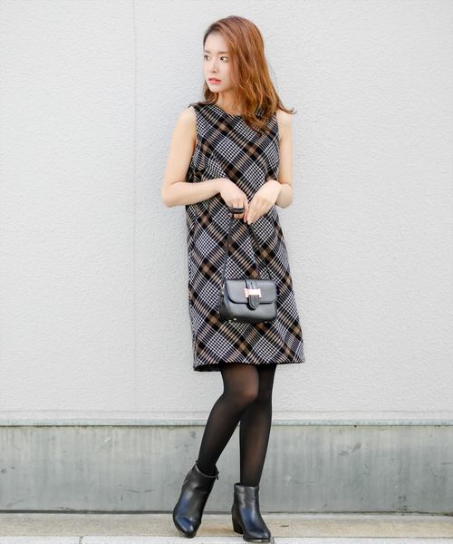 Clear クリア の バイアスチェック柄ノースリーブワンピース ワンピース Wear