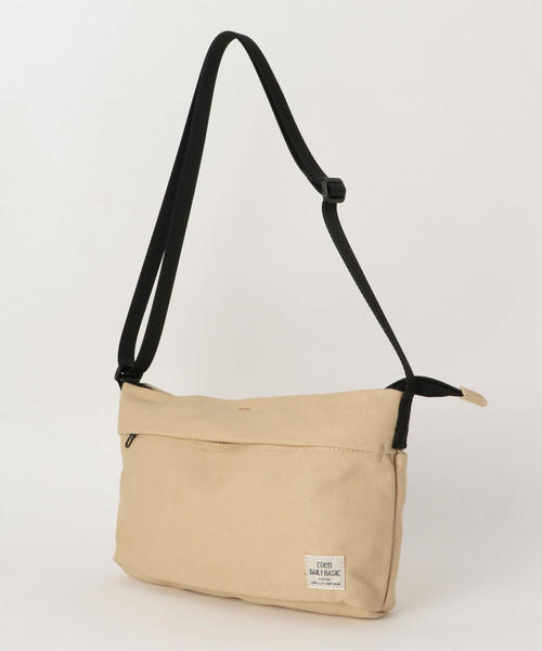 coen（コーエン）の「【女性にも人気】キャンバスミニショルダーバッグ(サコッシュバッグ)（ショルダーバッグ・メンズ・ブラック/ベージュ/コバルトブルー・FREE）」の4枚目の写真
