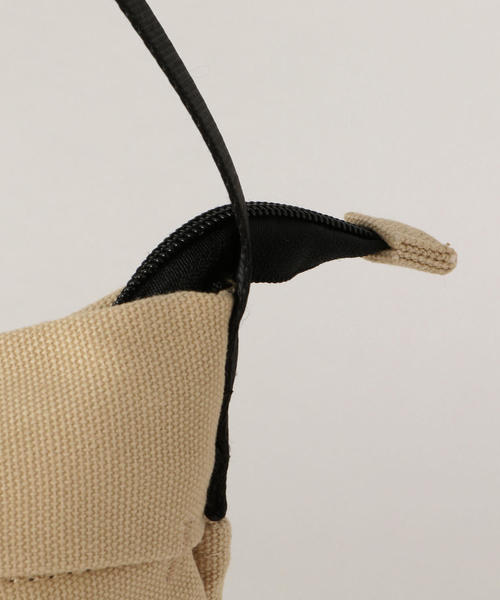 coen（コーエン）の「【女性にも人気】キャンバスミニショルダーバッグ(サコッシュバッグ)（ショルダーバッグ・メンズ・ブラック/ベージュ/コバルトブルー・FREE）」の9枚目の写真