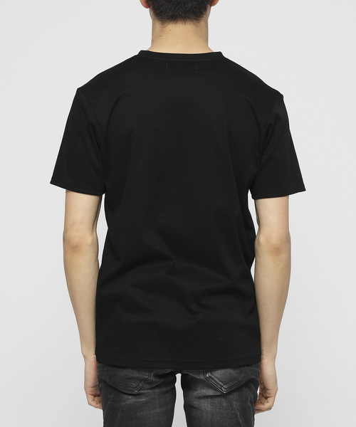 VANQUISH（ヴァンキッシュ）の「VANQUISH / ヴァンキッシュ プレミアムスムースコットン Vネック 半袖Tシャツ（Tシャツ/カットソー・メンズ・ホワイト/ブラック・S/M/L/XL）」の6枚目の写真