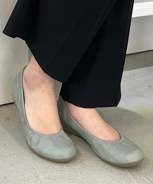 shopnikoniko(ショップニコニコ)の「日本製 バレエシューズ パンプス ラウンドトゥ ぺたんこ(パンプス・レディース・ベージュ/ブラック/ピンク/ブルー/キャメル・23.5/24.5/24/22/22.5/23)」の3枚目の写真
