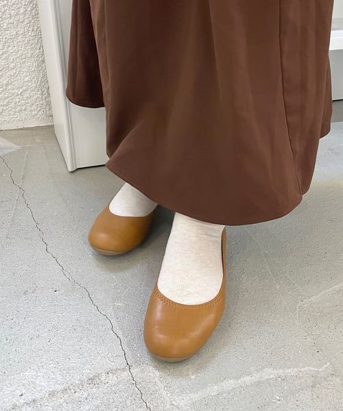 shopnikoniko(ショップニコニコ)の「日本製 バレエシューズ パンプス ラウンドトゥ ぺたんこ(パンプス・レディース・ベージュ/ブラック/ピンク/ブルー/キャメル・23.5/24.5/24/22/22.5/23)」の11枚目の写真