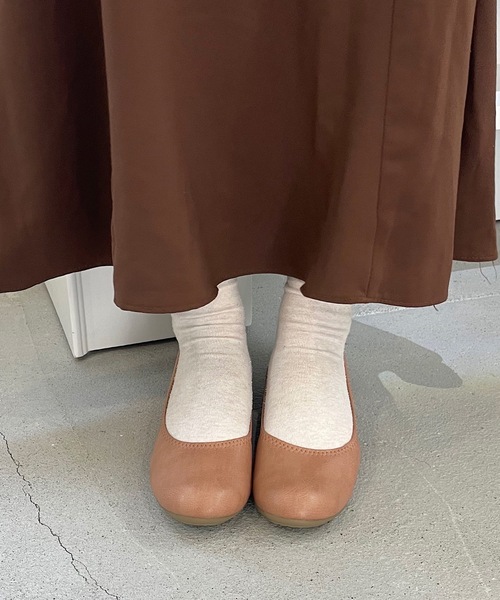 shopnikoniko(ショップニコニコ)の「日本製 バレエシューズ パンプス ラウンドトゥ ぺたんこ(パンプス・レディース・ベージュ/ブラック/ピンク/ブルー/キャメル・23.5/24.5/24/22/22.5/23)」の12枚目の写真