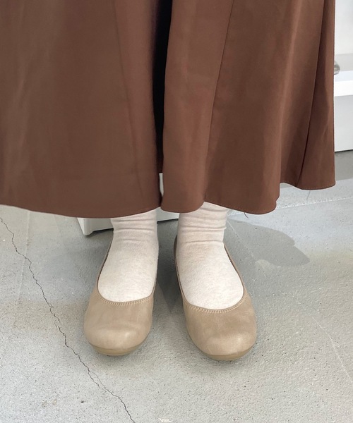 shopnikoniko(ショップニコニコ)の「日本製 バレエシューズ パンプス ラウンドトゥ ぺたんこ(パンプス・レディース・ベージュ/ブラック/ピンク/ブルー/キャメル・23.5/24.5/24/22/22.5/23)」の15枚目の写真