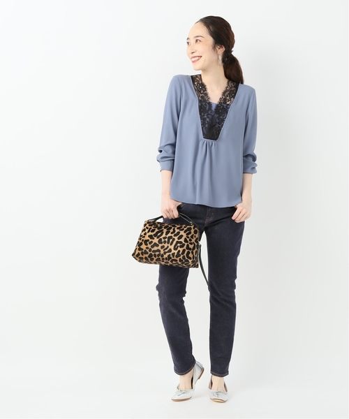 La TOTALITE（ラトータリテ）の「ジョーゼットフロントレースブラウス【手洗い可能】（シャツ/ブラウス・レディース・ホワイト/ブルー系その他・FREE）」の6枚目の写真