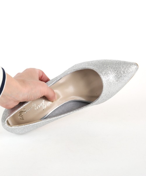 jurer（ジュレ）の「ピース付きグリッターパンプス（パンプス・レディース・ブラック×グレー/シルバー系その他5/ゴールド系その他4・LL/S/M/L）」の9枚目の写真