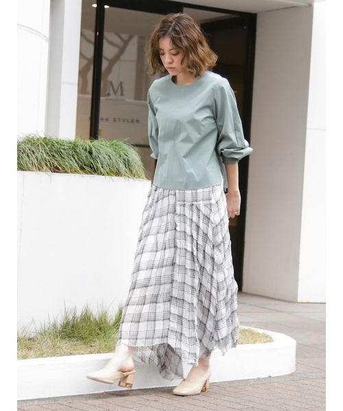 dazzlin（ダズリン）の「ボリュームスリーブプルオーバー（Tシャツ/カットソー・レディース・ブラウン/アイボリー/ミント・FREE）」の5枚目の写真