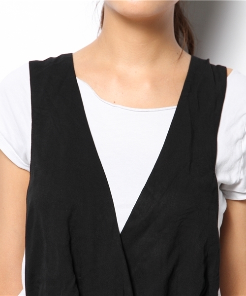 Kastane（カスタネ）の「【Kastane】V開きサロペット（サロペット/オーバーオール・レディース・ブラウン/ブラック・FREE）」の9枚目の写真