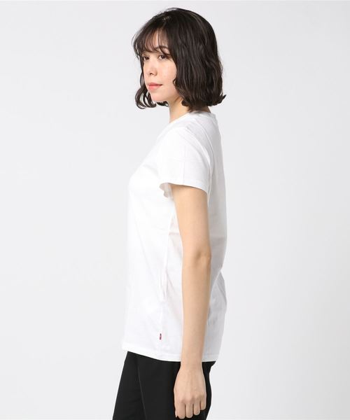 Levi's（リーバイス）の「パーフェクトTシャツ BOX TAB WHITE+（Tシャツ/カットソー・レディース・マルチ・XS/M/S）」の2枚目の写真