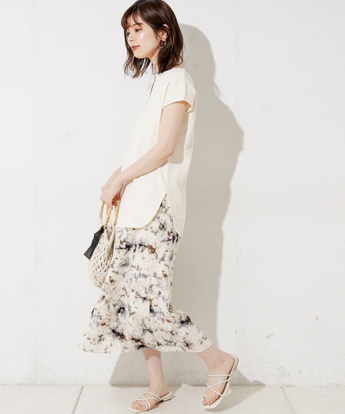 natural couture(ナチュラルクチュール)の「しっかりリブホックがポイントプルオーバー(Tシャツ/カットソー・レディース・ブラック/ベージュ/ブルー/アイボリー/ミント・FREE)」の12枚目の写真