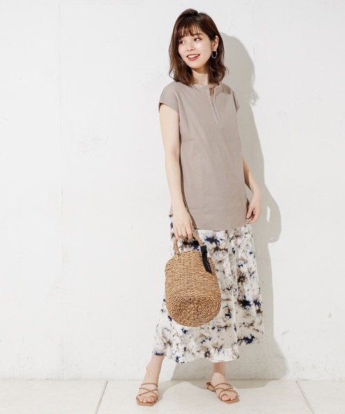 natural couture(ナチュラルクチュール)の「しっかりリブホックがポイントプルオーバー(Tシャツ/カットソー・レディース・ブラック/ベージュ/ブルー/アイボリー/ミント・FREE)」の8枚目の写真