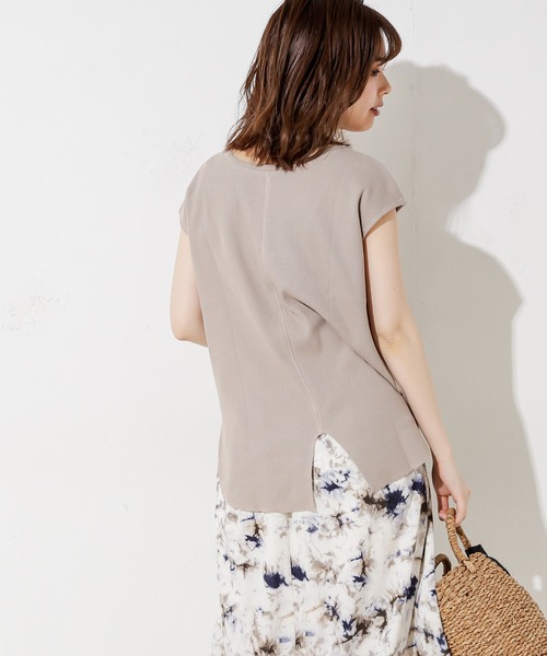natural couture(ナチュラルクチュール)の「しっかりリブホックがポイントプルオーバー(Tシャツ/カットソー・レディース・ブラック/ベージュ/ブルー/アイボリー/ミント・FREE)」の13枚目の写真