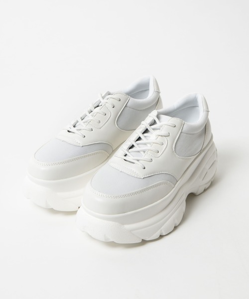 WEGO(ウィゴー)の「WEGO/ボリュームソールスニーカー(スニーカー・レディース・ホワイト/ブラック・LARGE/MEDIUM)」の11枚目の写真