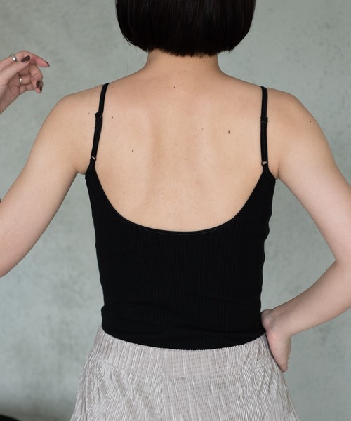 Aunt Marie's（アントマリーズ）の「【カップ付き】バックオープンキャミソール/AUNT MARIE'S（キャミソール・レディース・ブラック/ナチュラル/カーキ/ダークブラウン・FREE）」の6枚目の写真