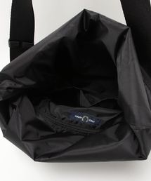 FRED PERRY（フレッドペリー）の「Small Shoulder Bag