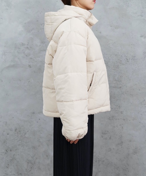 Riberry（リベリー）の「中綿ダウンジャケット（ダウンジャケット/コート・レディース・ブラック/ベージュ/アイボリー・FREE）」の17枚目の写真