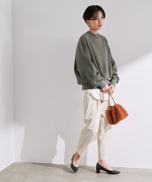 ADAM ET ROPE'(アダムエロペ)の「【WEB限定】グロススウェットプルオーバー(スウェット・レディース・チャコールグレー/グレー系その他/グリーン系その他/キナリ・FREE)」の17枚目の写真
