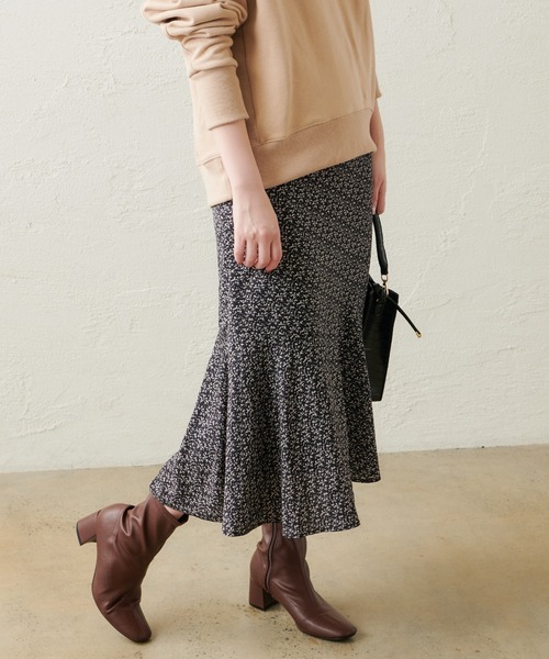 natural couture（ナチュラルクチュール）の「裾切替マーメイドスカート（スカート・レディース・ライトベージュ/レンガ/ブルー/ブラック・FREE）」の5枚目の写真