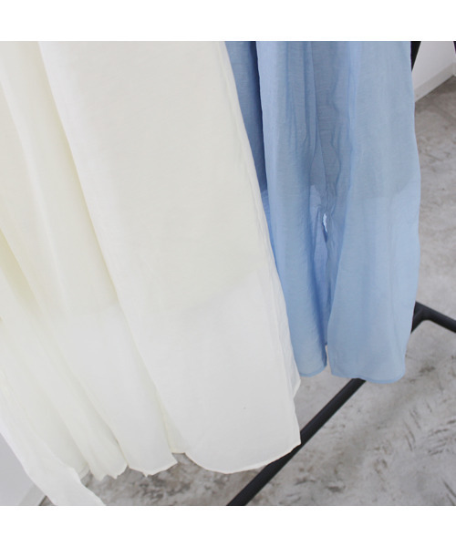 MODE ROBE（モードローブ）の「シアーフレアスカート（スカート・レディース・ホワイト/ブルー・FREE）」の3枚目の写真