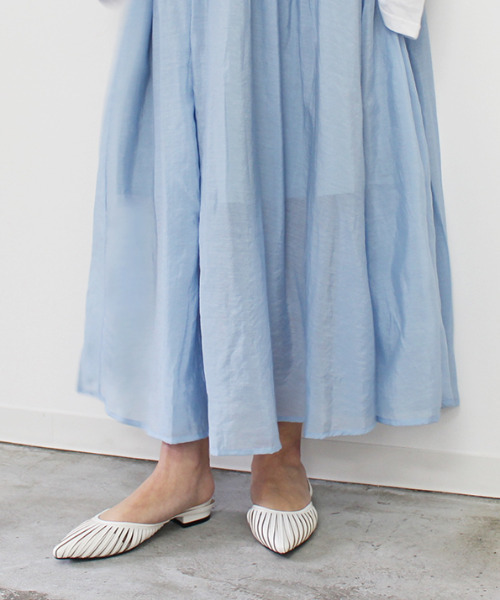 MODE ROBE（モードローブ）の「シアーフレアスカート（スカート・レディース・ホワイト/ブルー・FREE）」の6枚目の写真