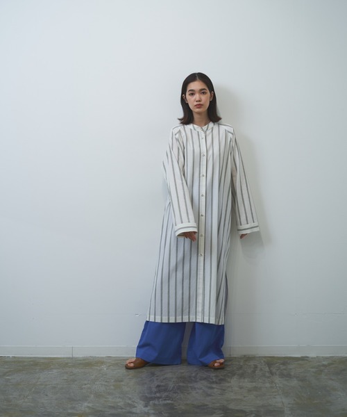 HERENCIA（ヘレンチア）の「マルチストライプ ガウン 前開き ワンピース（ワンピース・レディース・ホワイト系その他/ベージュ系その他・MEDIUM）」の6枚目の写真