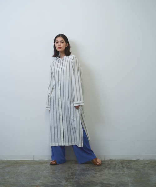 HERENCIA（ヘレンチア）の「マルチストライプ ガウン 前開き ワンピース（ワンピース・レディース・ホワイト系その他/ベージュ系その他・MEDIUM）」の7枚目の写真