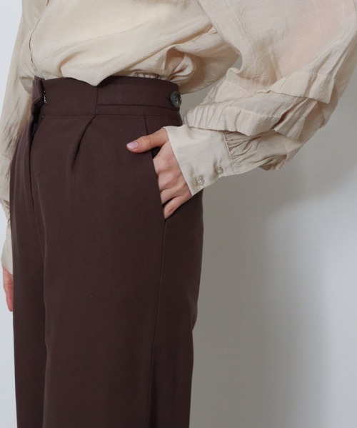 archives(アルシーヴ)の「【setupにも】脇ベルトタックパンツ(その他パンツ・レディース・マスタード/アイボリー/ブラウン/パープル・MEDIUM)」の22枚目の写真