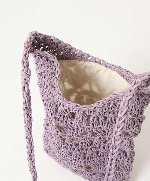 Right-on（ライトオン）の「【HONEYSUCKLE ROSE】手編みミニショルダーバッグ（ショルダーバッグ・レディース・パープル/グリーン/ベージュ・ONE SIZE）」の7枚目の写真