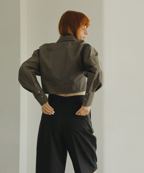 ETRE TOKYO（エトレトウキョウ）の「コットンリネンクロップドシャツ