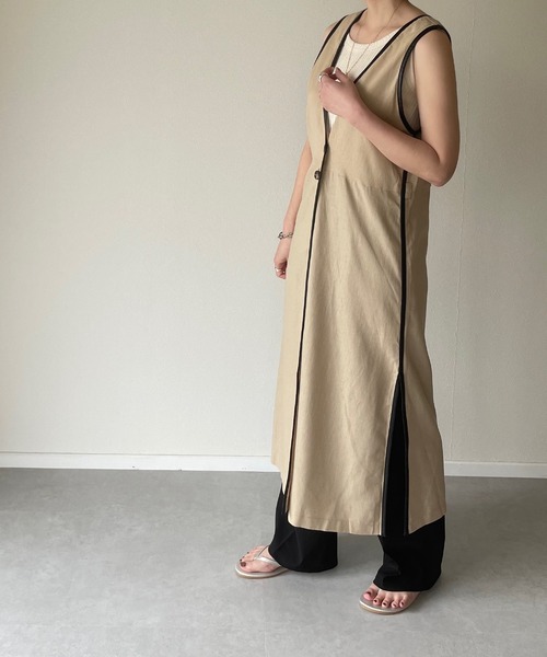 y/m by misato（イムバイミサト）の「リネンミックスパイピングロングジレ（ベスト・レディース・ベージュ/オフホワイト・FREE）」の9枚目の写真
