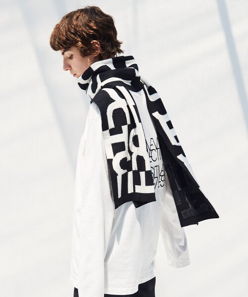 JOSEPH STUDIO(ジョゼフストゥディオ)の「ロゴ パックT OFFSET LONG(Tシャツ/カットソー・レディース・ホワイト系・SMALL/MEDIUM/LARGE)」の14枚目の写真