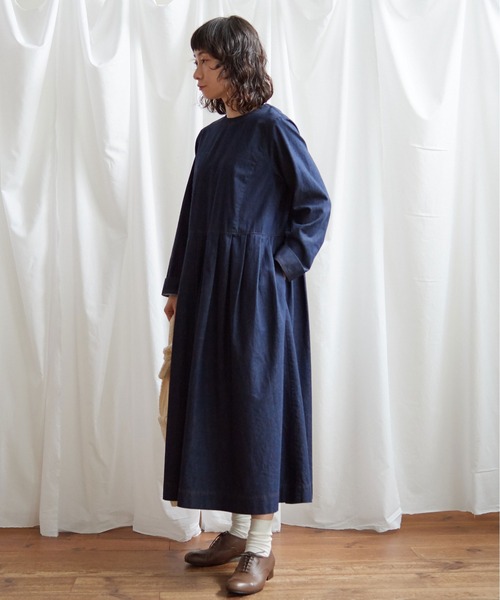 Lene（レネ）の「5ozデニム タックワンピース（ワンピース・レディース・ネイビー/ブルー・FREE）」の10枚目の写真