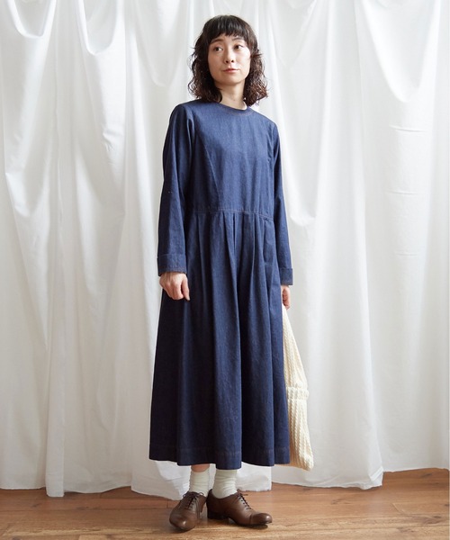 Lene（レネ）の「5ozデニム タックワンピース（ワンピース・レディース・ネイビー/ブルー・FREE）」の6枚目の写真