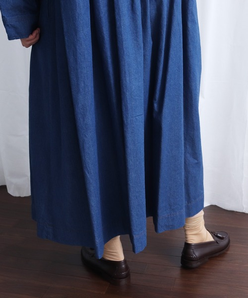 Lene（レネ）の「5ozデニム タックワンピース（ワンピース・レディース・ネイビー/ブルー・FREE）」の14枚目の写真
