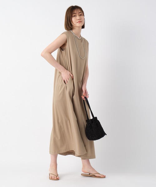 hai(ハイ)の「hai/ハイ シルクサテン巾着バッグ(トートバッグ・レディース・ブラック・FREE)」の11枚目の写真