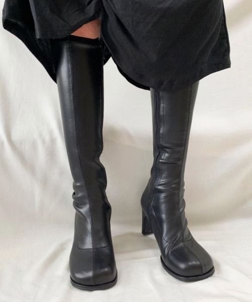 chuclla（チュクラ）の「Round block-toe long boots chs21a004 