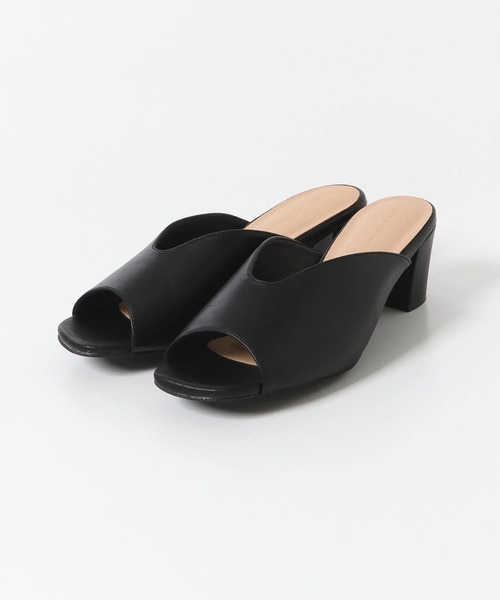 URBAN RESEARCH DOORS（アーバンリサーチドアーズ）の「Uカットヒールサンダル（サンダル・レディース・ブラック/キャメル・37/36/38）」の11枚目の写真